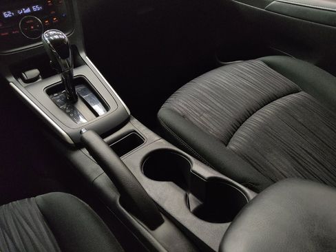 Used 2019 Nissan Sentra SV FWD image 26