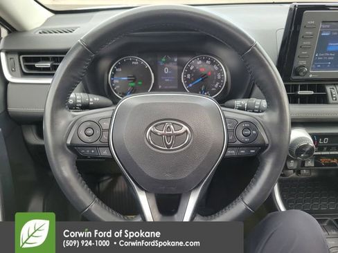 Used 2022 Toyota RAV4 XLE Premium AWD/4WD image 23