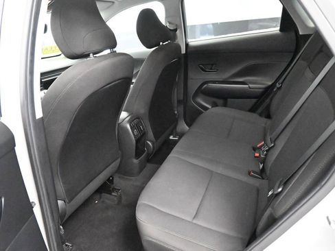 Used 2024 Hyundai Kona SEL image 16