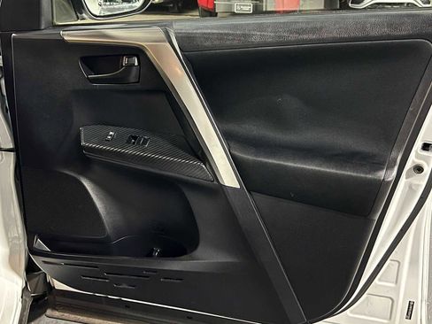 Used 2013 Toyota RAV4 XLE AWD/4WD image 10