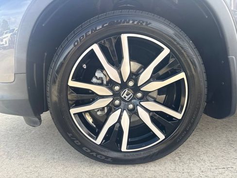 Used 2019 Honda Pilot Elite image 9