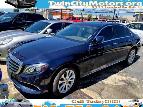 Used 2017 Mercedes-Benz E 300 image 1