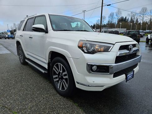Used 2015 Toyota 4Runner Limited image 6