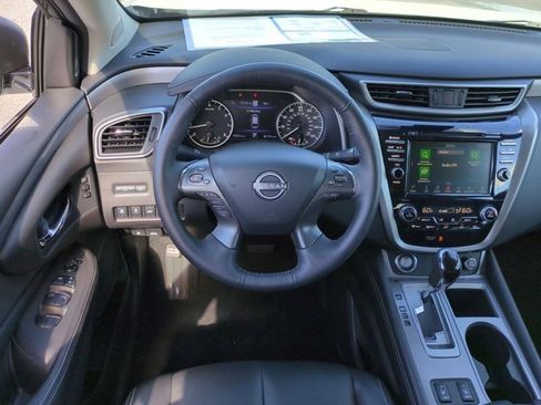 Used 2024 Nissan Murano SL image 16