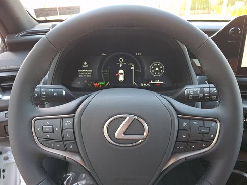 New 2026 Lexus UX 300h AWD image 12