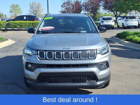 Certified 2022 Jeep Compass Latitude AWD/4WD image 2