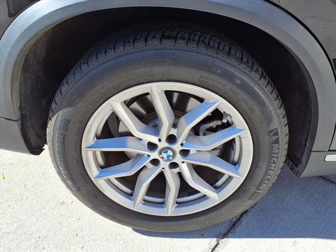 Used 2019 BMW X5 xDrive40i w/ Convenience Package image 7