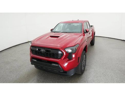 Used 2025 Toyota Tacoma TRD Sport AWD/4WD image 22