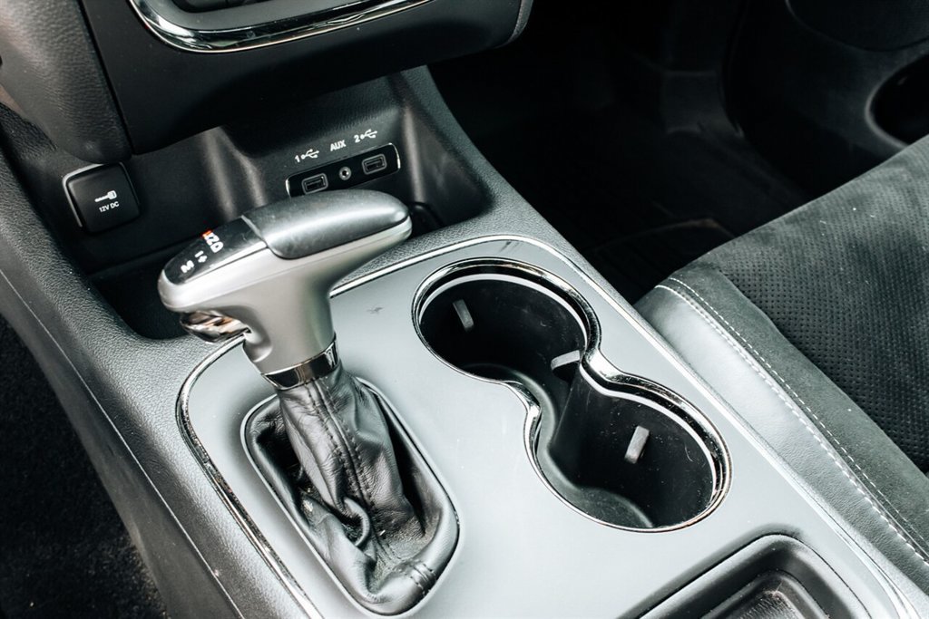 Used 2020 Dodge Durango SRT w/ Technology Group AWD/4WD image 21