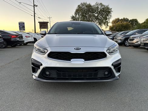 Used 2019 Kia Forte S w/ S Premium Package image 2
