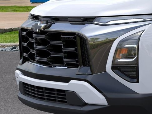 New 2026 Chevrolet Equinox ACTIV w/ Convenience Package III FWD image 13