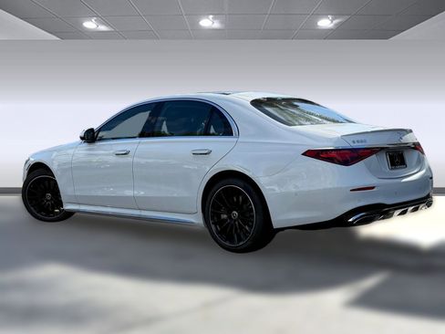 New 2026 Mercedes-Benz S 580 4MATIC Sedan image 2