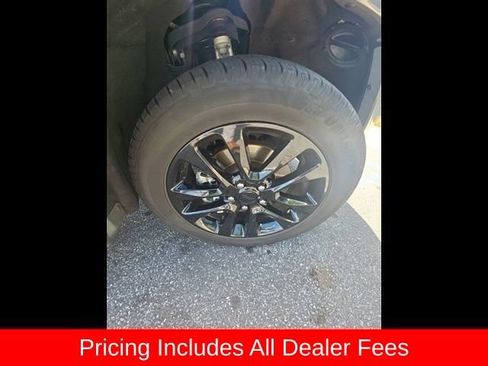 Used 2021 Jeep Grand Cherokee Laredo X RWD image 13