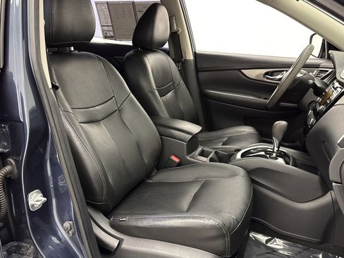 Used 2015 Nissan Rogue S image 30