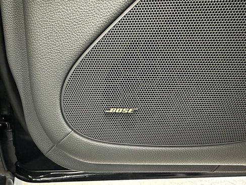 Used 2005 Mercedes-Benz SL 55 AMG image 19