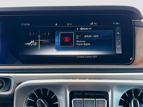 Used 2024 Mercedes-Benz G 63 AMG 4MATIC image 30