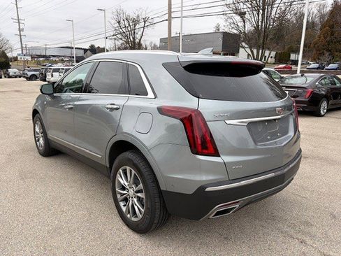 Certified 2023 Cadillac XT5 Premium Luxury w/ Technology Package image 2