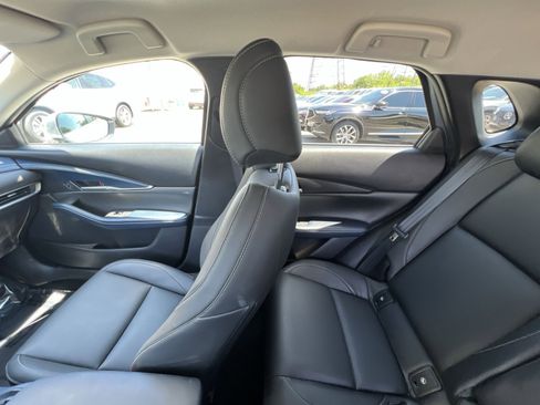 Used 2021 MAZDA CX-30 FWD 2.5 S w/ Select Package image 3
