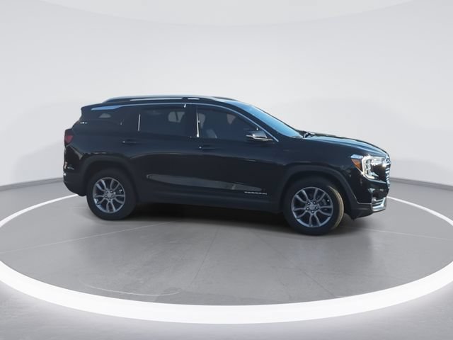 Used 2024 GMC Terrain SLT AWD/4WD image 9