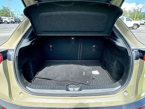 Used 2025 MAZDA CX-30 Carbon image 25