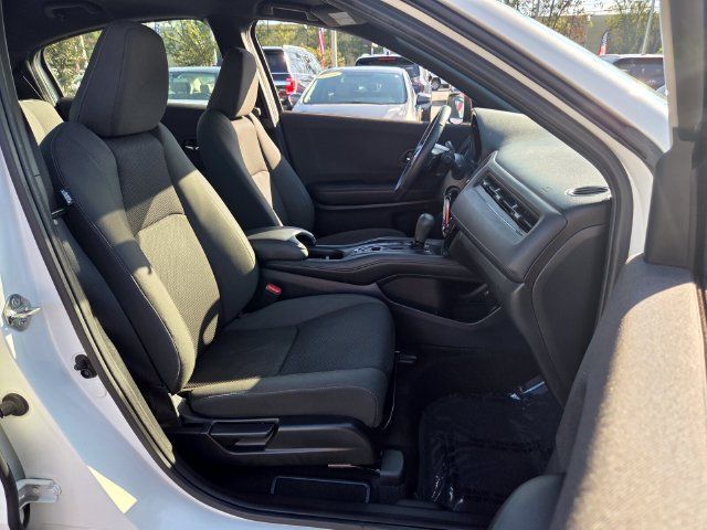 Used 2019 Honda HR-V Sport image 17