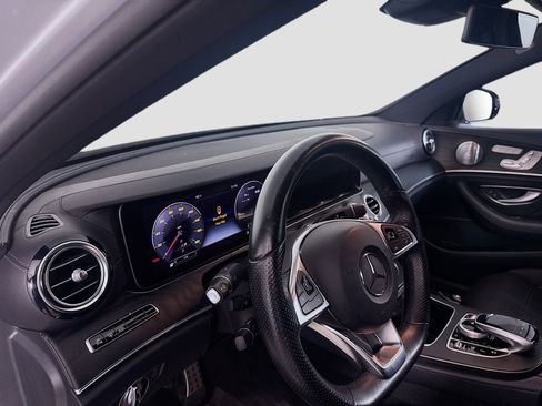 Used 2018 Mercedes-Benz E 43 AMG 4MATIC Sedan image 23