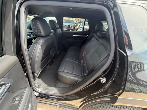 New 2026 GMC Terrain Elevation image 19