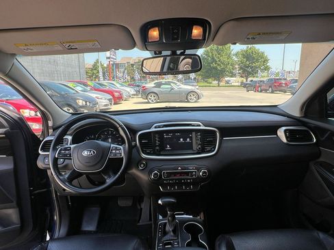 Used 2019 Kia Sorento EX FWD image 51