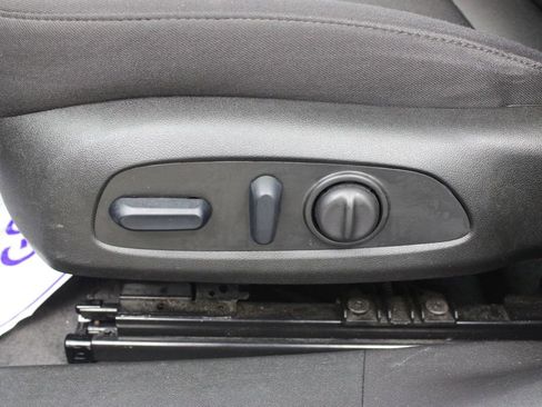 Used 2024 Chevrolet Malibu LT image 18