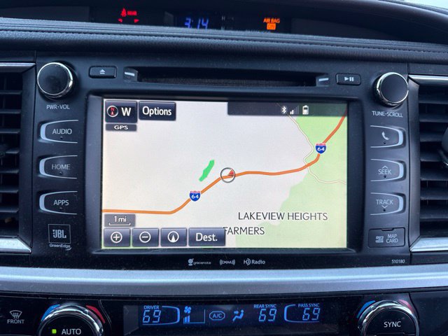 Used 2017 Toyota Highlander Limited AWD/4WD image 13