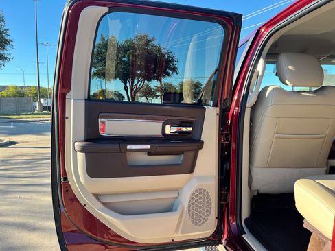 Used 2018 RAM 2500 Laramie image 23