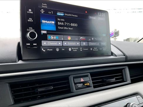 Used 2025 Honda Pilot EX-L image 34