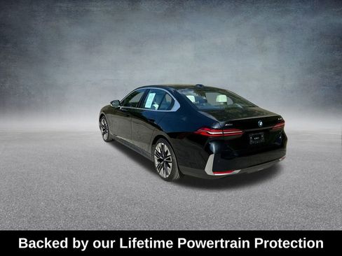 Used 2024 BMW 540i xDrive image 7