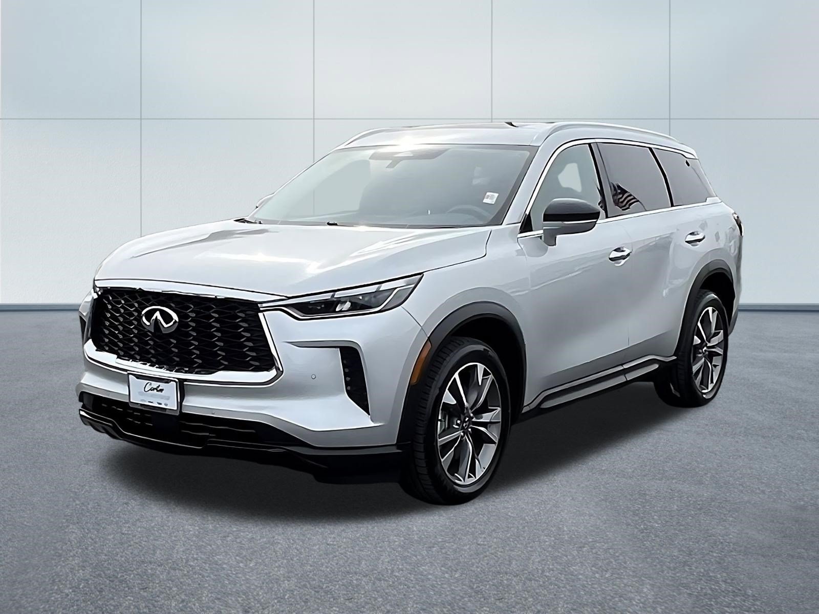 Used 2023 INFINITI QX60 Luxe AWD/4WD image 3