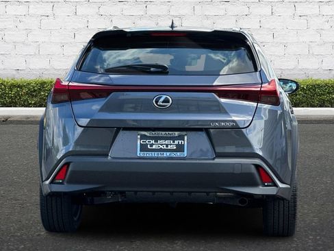 Used 2026 Lexus UX 300h FWD image 5