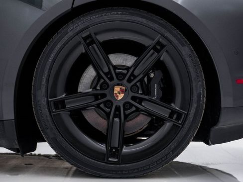 Certified 2025 Porsche Taycan image 10