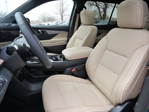 New 2026 Buick Enclave Preferred w/ Power Package AWD/4WD image 44
