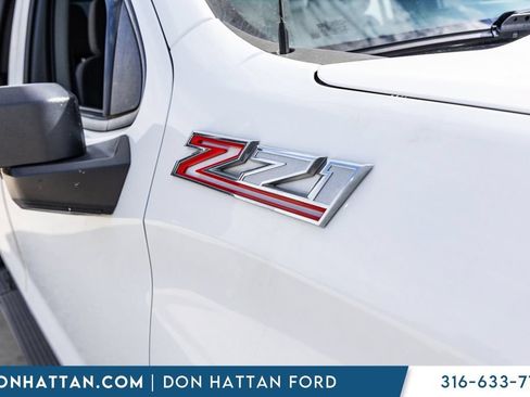 Used 2020 Chevrolet Silverado 1500 LT Trail Boss AWD/4WD image 31