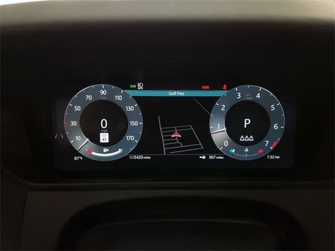 Used 2026 Land Rover Range Rover Velar Dynamic SE image 16