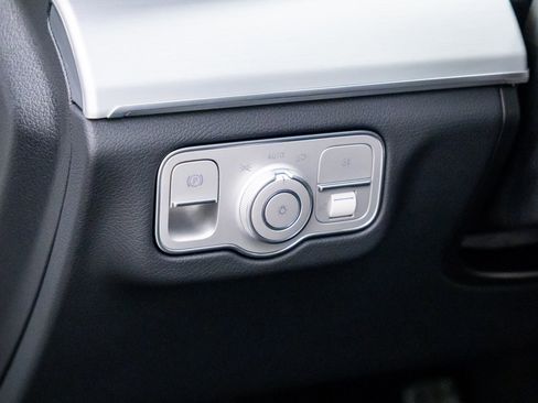 New 2026 Mercedes-Benz GLS 450 4MATIC image 22