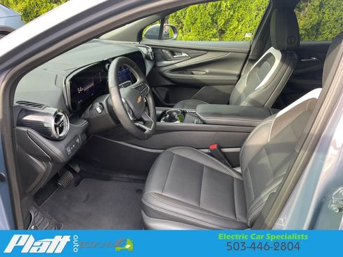 Used 2024 Chevrolet Blazer EV LT AWD/4WD image 27