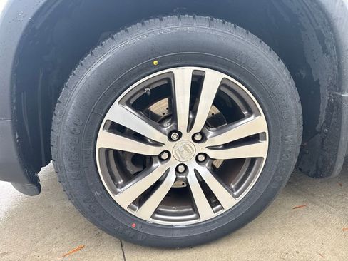 Used 2017 Honda Pilot EX-L image 11