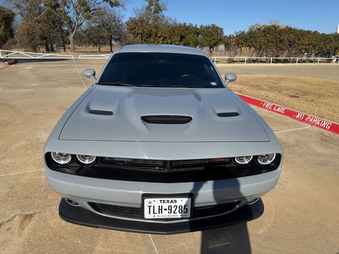 Used 2021 Dodge Challenger R/T Scat Pack w/ Plus Package image 8