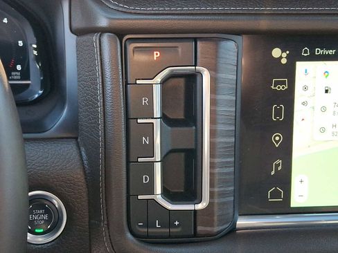 Certified 2024 GMC Yukon XL Denali image 17