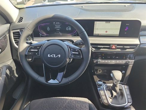 New 2026 Kia Seltos S image 18