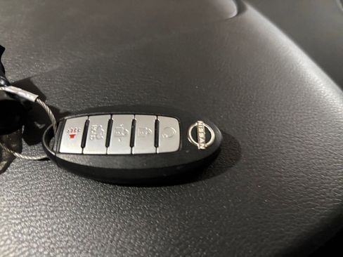 Used 2025 Nissan Altima 2.5 SV FWD image 23