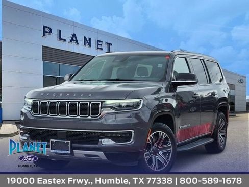 Used 2024 Jeep Wagoneer Series II w/ Flexible Seating Group image 1