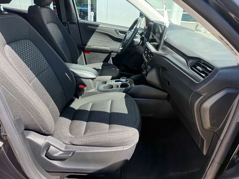 Used 2025 Ford Escape Active w/ Tech Pack #1 image 12