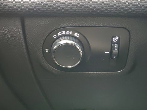 Used 2017 Chevrolet Cruze LT w/ Sun And Sound Package image 25