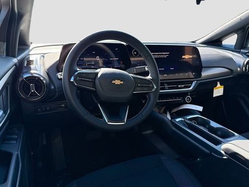 New 2026 Chevrolet Equinox EV LT image 23